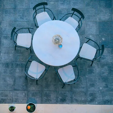 Summer In Aparthotel *