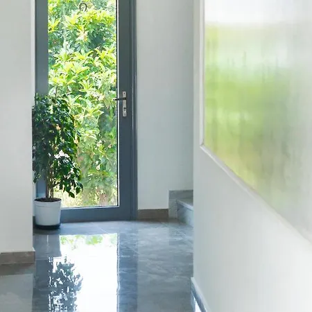 Апарт-отель Summer 3*