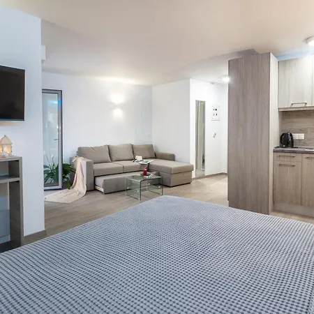 Summer Апарт-отель