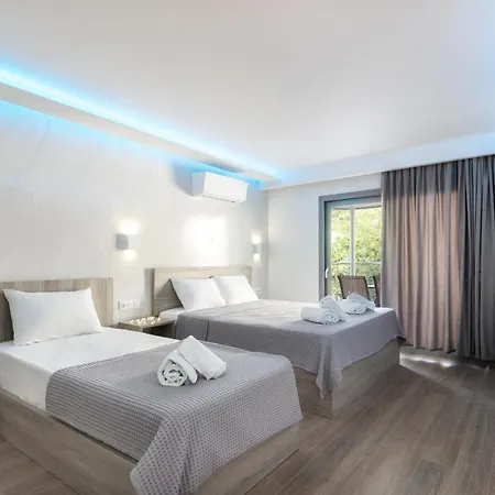 Summer Ξενοδοχείο με διαμερίσματα Πολύχρονο